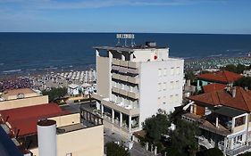 Hotel Hollywood